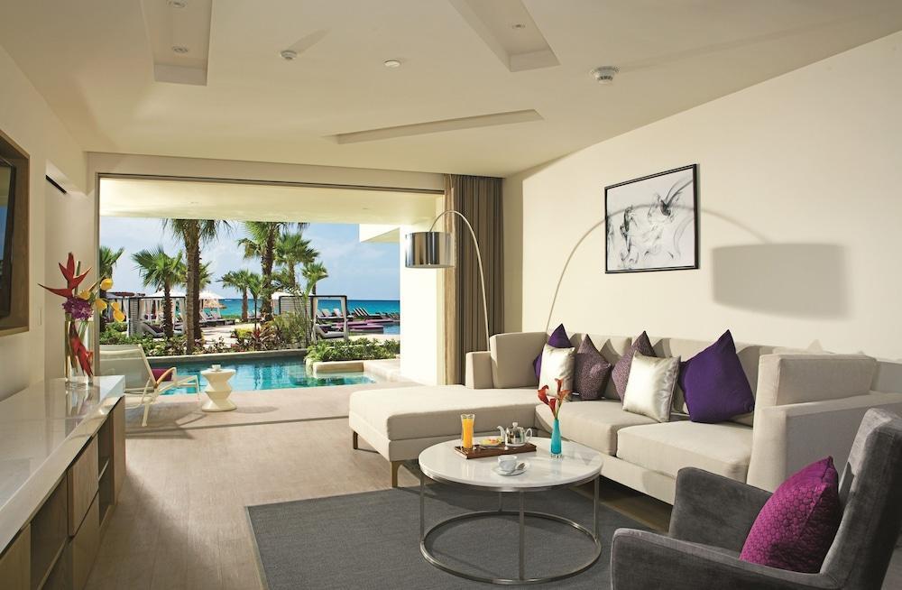 Breathless Riviera Cancun - Adults Only 莫雷洛斯港 外观 照片
