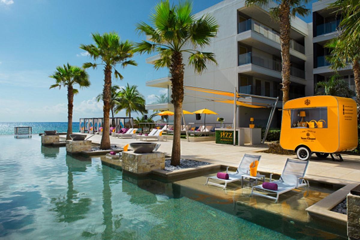 Breathless Riviera Cancun - Adults Only 莫雷洛斯港 外观 照片
