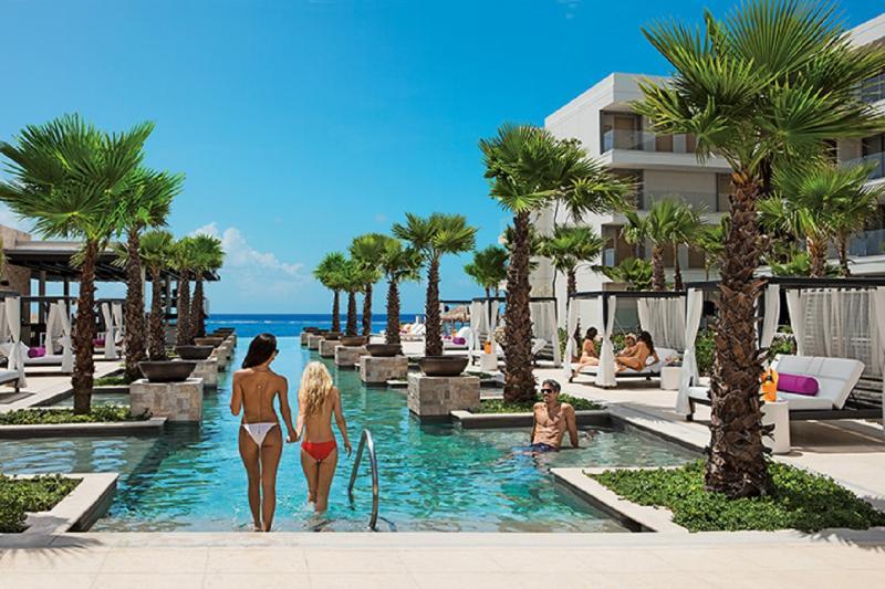 Breathless Riviera Cancun - Adults Only 莫雷洛斯港 外观 照片